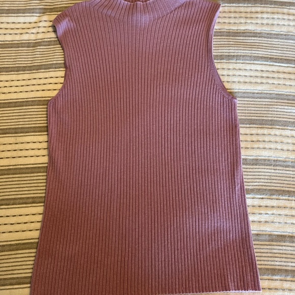 Bundle of two Anne Taylor mock neck tops - Large and XL - Picture 2 of 9